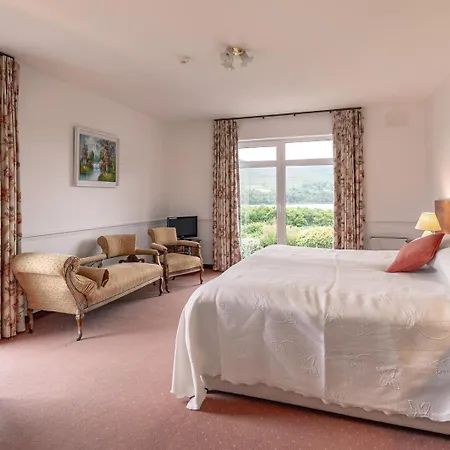 Large 5 Bedroom To Sleep 10 People With Wonderful Sea Views Ferienhaus Kenmare