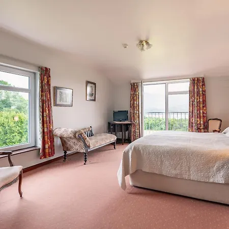 펜션 Large 5 Bedroom To Sleep 10 People With Wonderful Sea Views