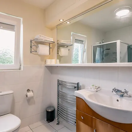 펜션 Large 5 Bedroom To Sleep 10 People With Wonderful Sea Views