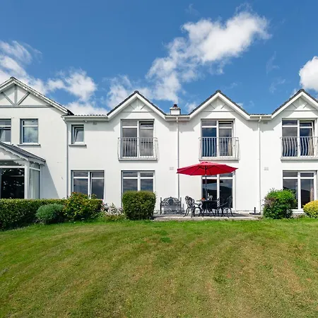 Large 5 Bedroom To Sleep 10 People With Wonderful Sea Views Ferienhaus *